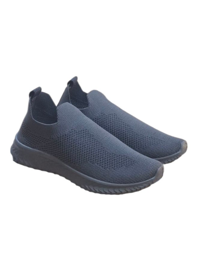 Easy-to-wear, comfortable knitted shoes with excellent materials for youth and men